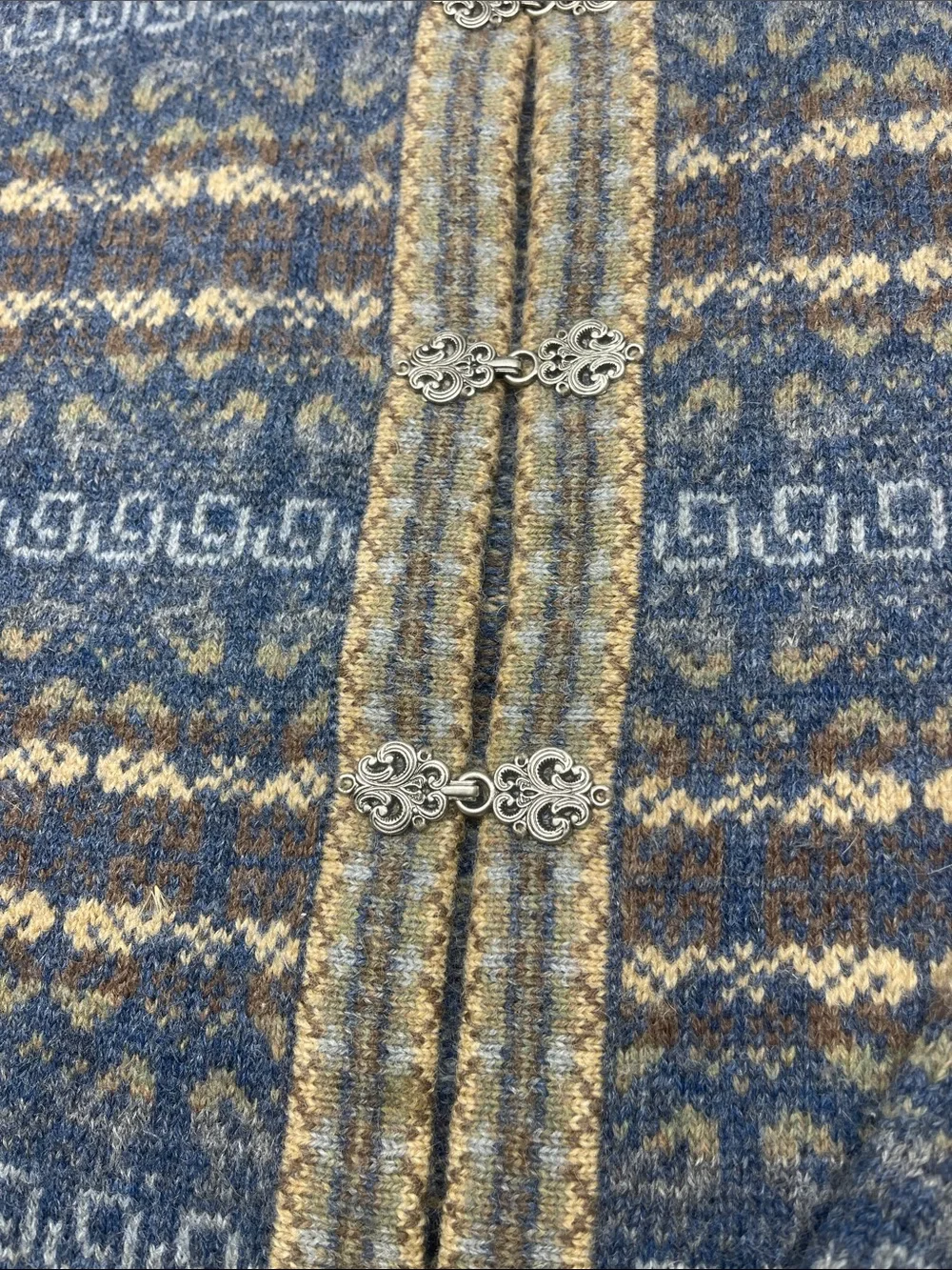 SKYR Sweater Womens Large Nordic Isle 100% Wool Shetland Cardigan